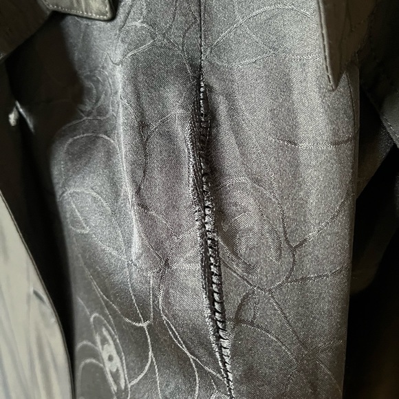Vintage Chanel Trench Coat - Picture 9 of 10